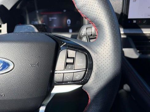 Certified 2025 Ford Explorer ST image 18