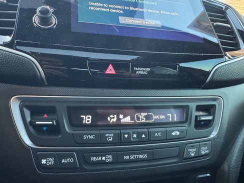 Certified 2025 Honda Passport TrailSport image 21