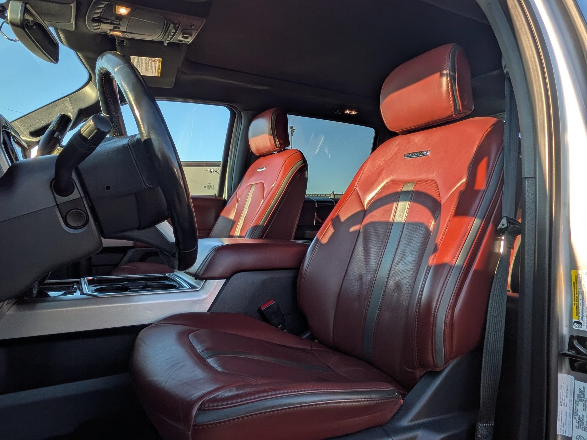 Used 2022 Ford F350 Platinum w/ FX4 Off-Road Package AWD/4WD image 6