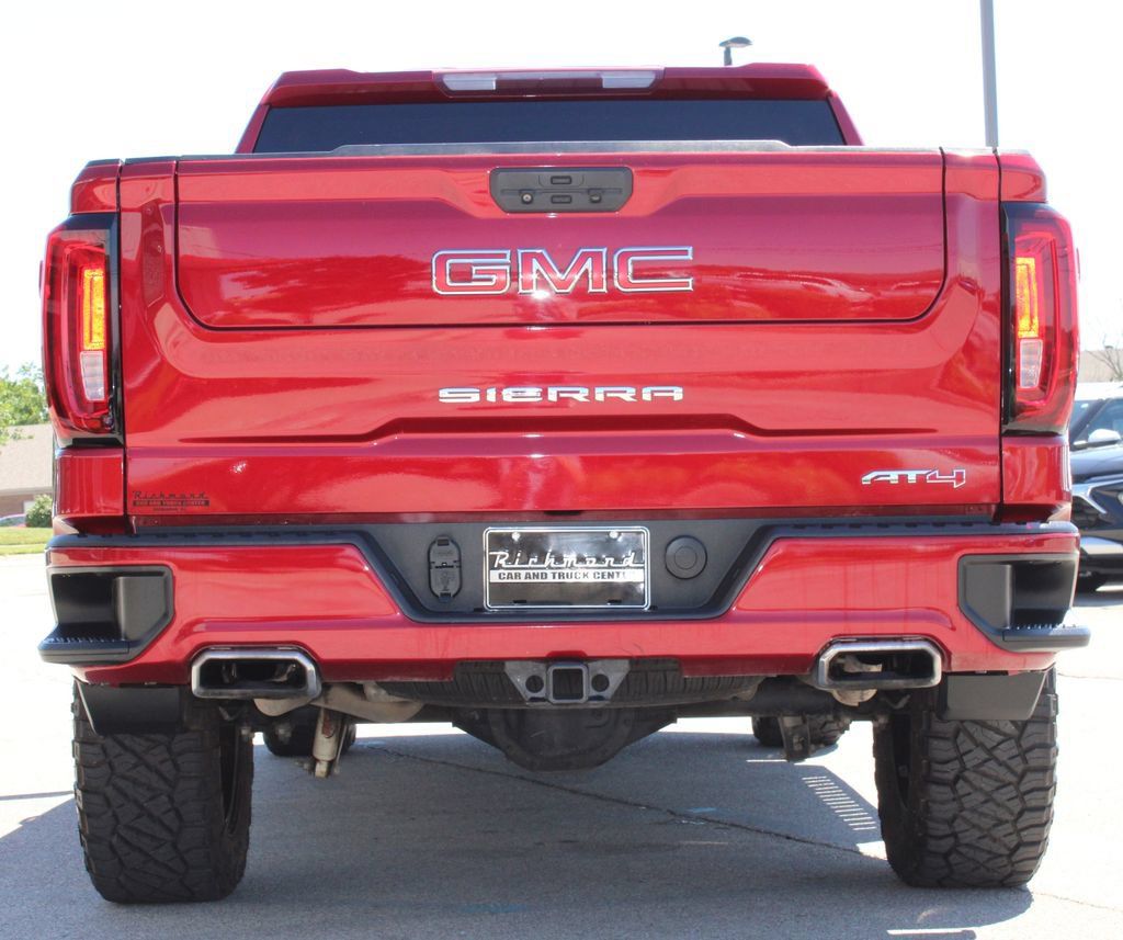 Used 2021 GMC Sierra 1500 AT4 w/ Off-Road Performance Package AWD/4WD image 15
