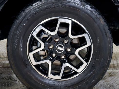 Used 2023 Ford Bronco Outer Banks image 13