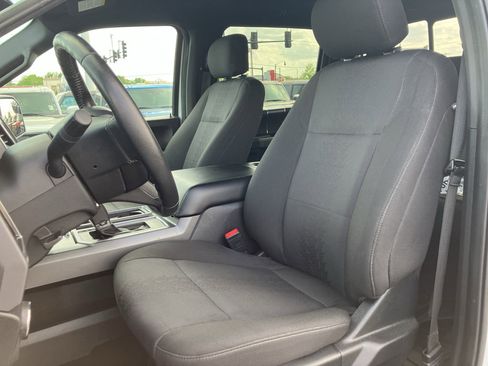 Used 2019 Ford F150 XLT w/ Equipment Group 302A Luxury AWD/4WD image 29