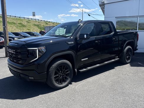 New 2026 GMC Sierra 1500 Elevation w/ Elevation Premium Package AWD/4WD image 7