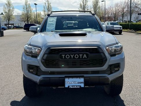 Used 2017 Toyota Tacoma TRD Pro image 3