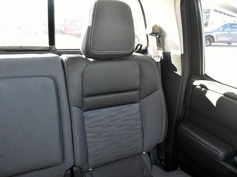 Used 2023 Nissan Frontier SV w/ Technology Package image 22