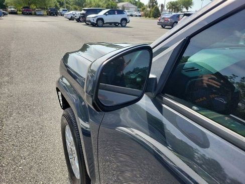 Used 2024 Toyota Tacoma SR5 image 18