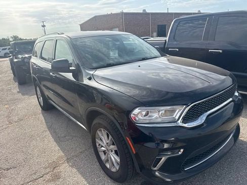 Used 2022 Dodge Durango SXT RWD image 3