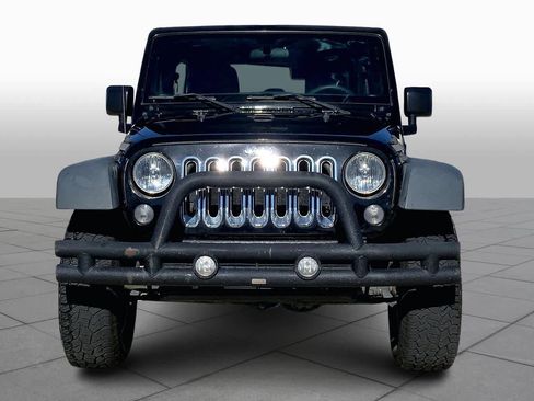 Used 2016 Jeep Wrangler Unlimited Sport image 3