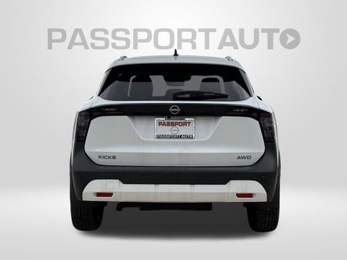 New 2026 Nissan Kicks SV w/ SV Premium Package image 5