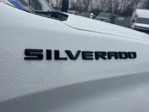 Used 2022 Chevrolet Silverado 1500 Custom image 26