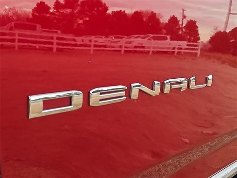 Used 2023 GMC Yukon Denali w/ Max Trailering Package image 10