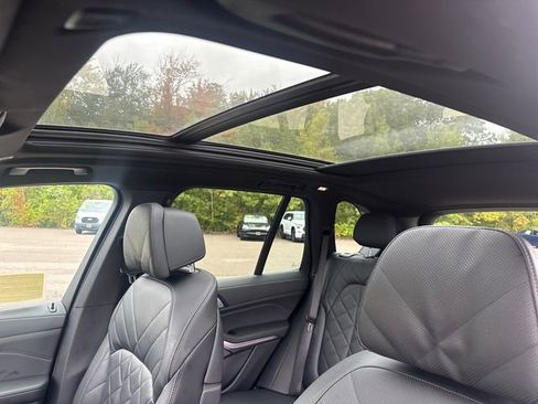Used 2024 BMW X5 xDrive40i image 44
