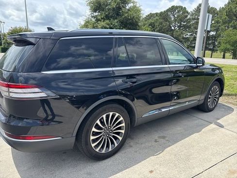 Used 2023 Lincoln Aviator Reserve w/ Elements Package Plus RWD image 3