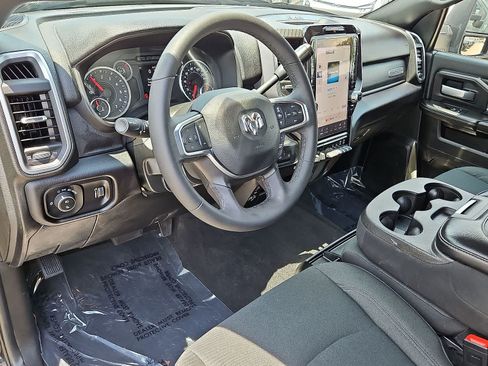 Used 2025 RAM 2500 Big Horn AWD/4WD image 16