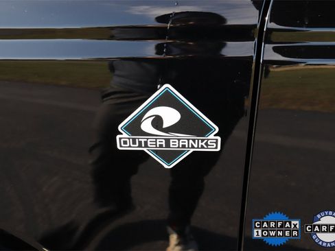 Used 2024 Ford Bronco Outer Banks image 6