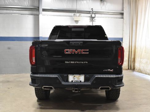 Used 2023 GMC Sierra 1500 AT4 w/ AT4 Premium Package AWD/4WD image 24