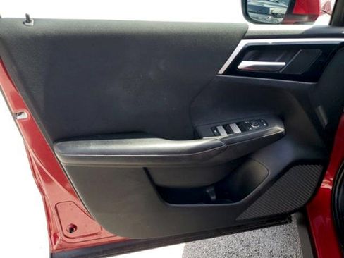 Used 2023 Mitsubishi Outlander ES FWD image 21