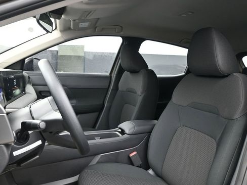 New 2026 Nissan Kicks S image 11