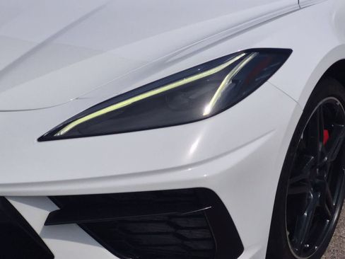 Used 2020 Chevrolet Corvette Stingray Coupe w/ Z51 Performance Package RWD image 11