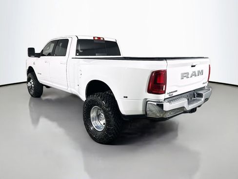 Used 2025 RAM 3500 Laramie image 5