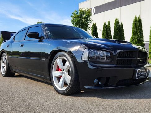 Used 2007 Dodge Charger SRT8 w/ SRT Option Group III RWD image 6