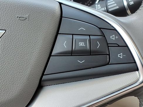 Used 2021 Cadillac XT5 Premium Luxury w/ LPO, Floor Liner Package AWD/4WD image 28