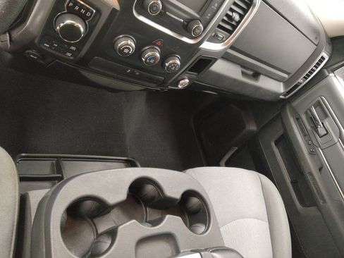 Used 2021 RAM 1500 Classic SLT AWD/4WD image 26