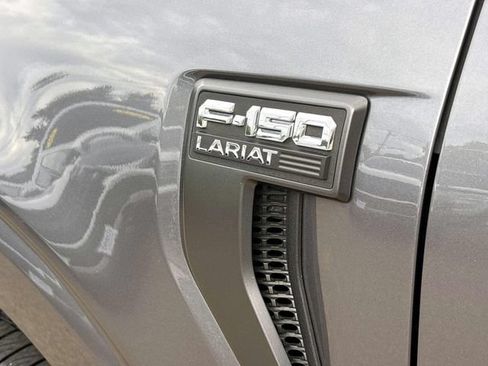Used 2022 Ford F150 Lariat w/ Equipment Group 502A High AWD/4WD image 9