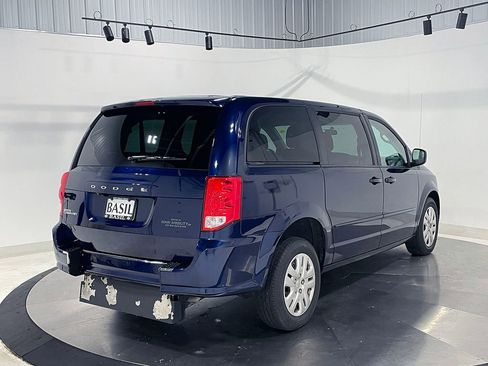 Used 2017 Dodge Grand Caravan SE w/ Power Window Group FWD image 5