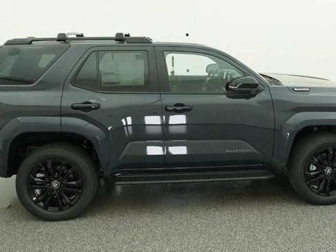 New 2026 Toyota 4Runner Platinum image 8
