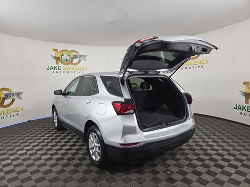Certified 2022 Chevrolet Equinox LS w/ LS Convenience Package image 31