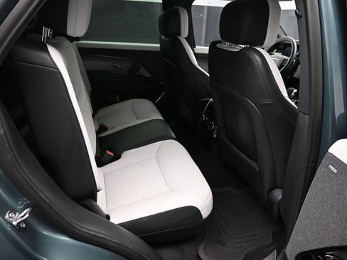 Used 2024 Land Rover Range Rover Sport Dynamic SE AWD/4WD image 9