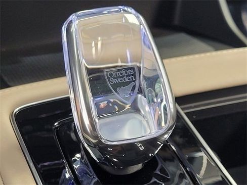 Certified 2026 Volvo XC90 B5 Plus w/ Protection Package image 27