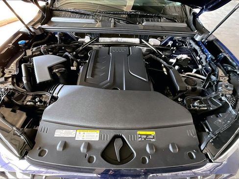 New 2025 Audi Q5 Premium image 12