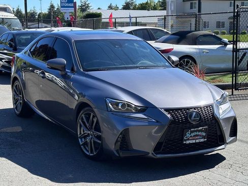 Used 2019 Lexus IS 300 F Sport w/ F Sport Package AWD/4WD image 29