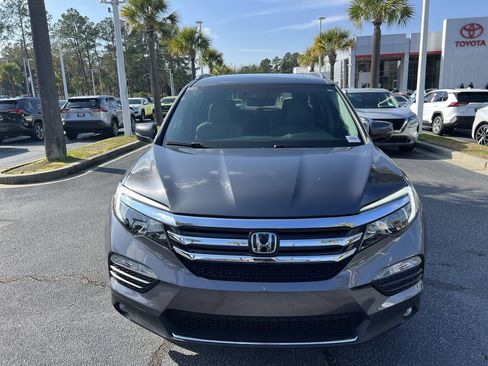 Used 2017 Honda Pilot Elite image 3
