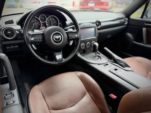 Used 2015 MAZDA MX-5 Miata Grand Touring w/ Premium Package RWD image 26