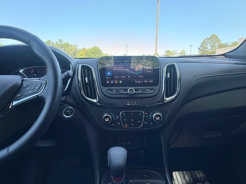Used 2024 Chevrolet Equinox RS w/ RS Leather Package FWD image 14