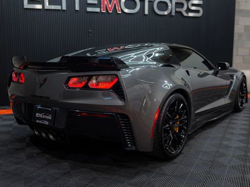 Used 2015 Chevrolet Corvette Z06 w/ Z07 Performance Package RWD image 22