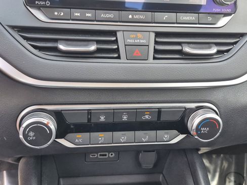 Certified 2022 Nissan Altima 2.5 SV FWD image 26