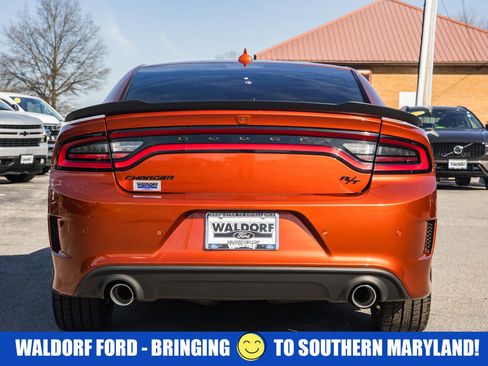 Used 2022 Dodge Charger R/T w/ Blacktop Package image 6
