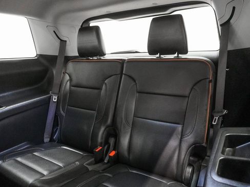 Used 2023 GMC Acadia AT4 image 19