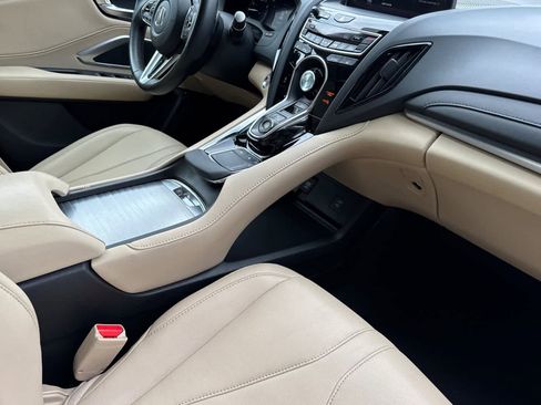 Used 2024 Acura RDX SH-AWD image 15