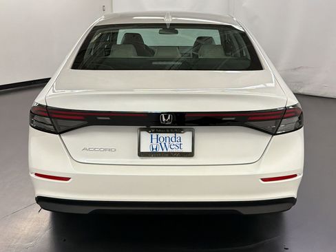 New 2026 Honda Accord LX image 10
