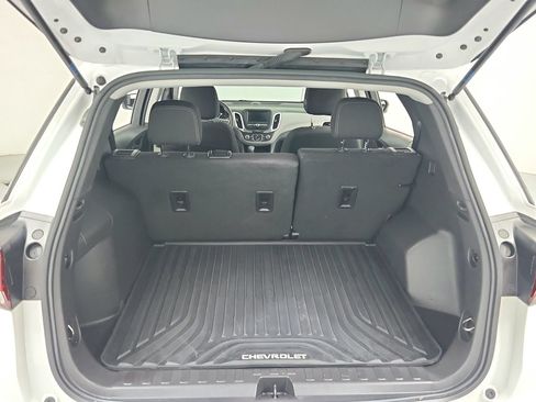 Used 2023 Chevrolet Equinox RS FWD image 25