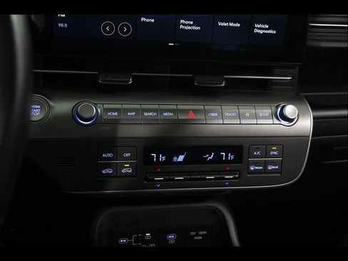 Certified 2025 Hyundai Kona SEL AWD/4WD image 14