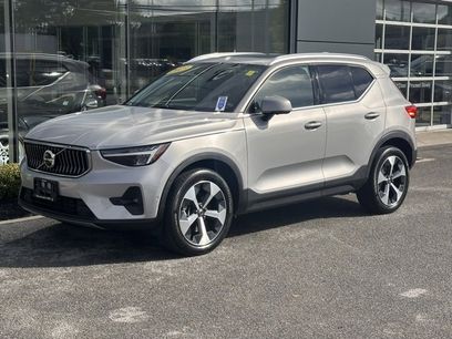 Used 2023 Volvo XC40 B5 Plus w/ Driver Assist Package