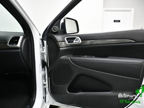 Used 2021 Jeep Grand Cherokee Trackhawk AWD/4WD image 52