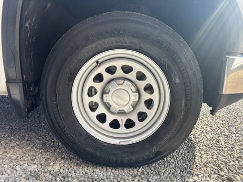 Used 2020 GMC Sierra 1500 4x4 Regular Cab w/ Sierra Value Package image 8