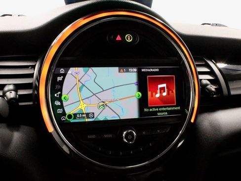 Used 2020 MINI Cooper S image 3